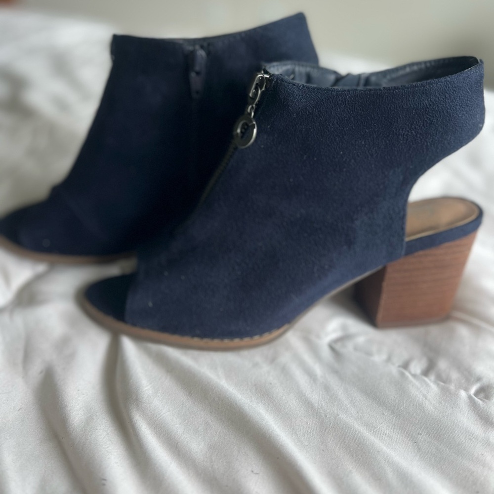 Slingback Navy Blue Women's Heeled Booties